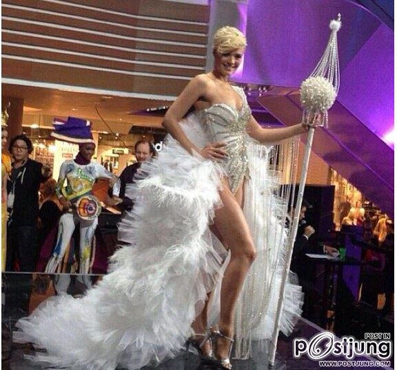 มาแล้วคะ ภาพสดๆ ส่งตรงจากรัสเซีย miss universe 2013 national costume ตามใด้เลยคะจะทะยอยอัปเดตเรื่อยๆ