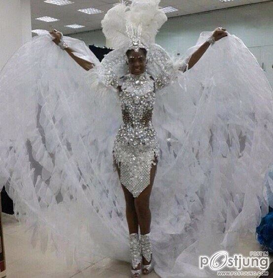 มาแล้วคะ ภาพสดๆ ส่งตรงจากรัสเซีย miss universe 2013 national costume ตามใด้เลยคะจะทะยอยอัปเดตเรื่อยๆ