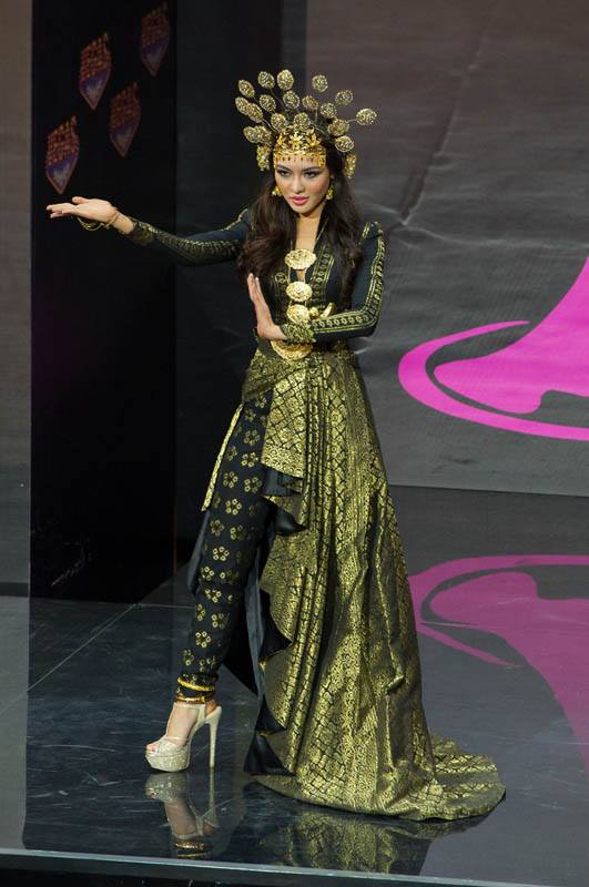 Road to Moscow - MU2013 - National Costume