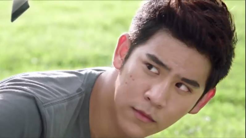 พอร์ช ศรัณย์ @AD  Garnier Men Acnofight Wasabi Foam ออนแอร์ ที่ สิงคโปร์