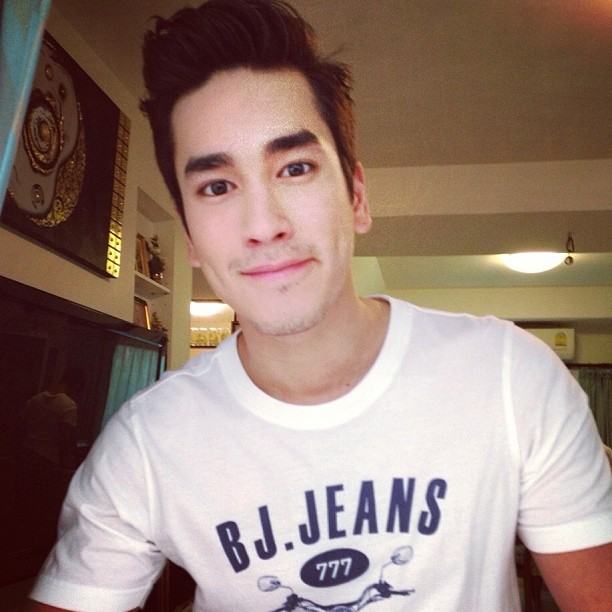 อัพเดท ณเดชน์ ซุปตาร์ลูกอีสานสุดหล่อจากigแม่แก้ว : @keaw_jung หล่อทะเล้น แถมยังติดดินสุดๆ ^..06..^