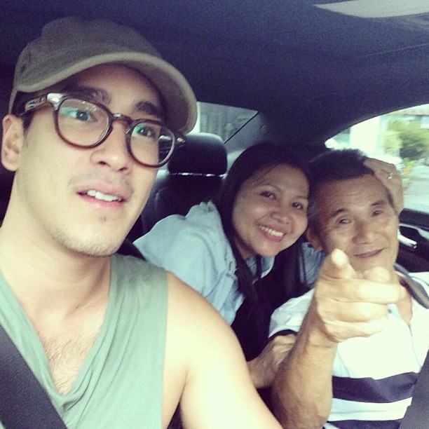 อัพเดท ณเดชน์ ซุปตาร์ลูกอีสานสุดหล่อจากigแม่แก้ว : @keaw_jung หล่อทะเล้น แถมยังติดดินสุดๆ ^..06..^