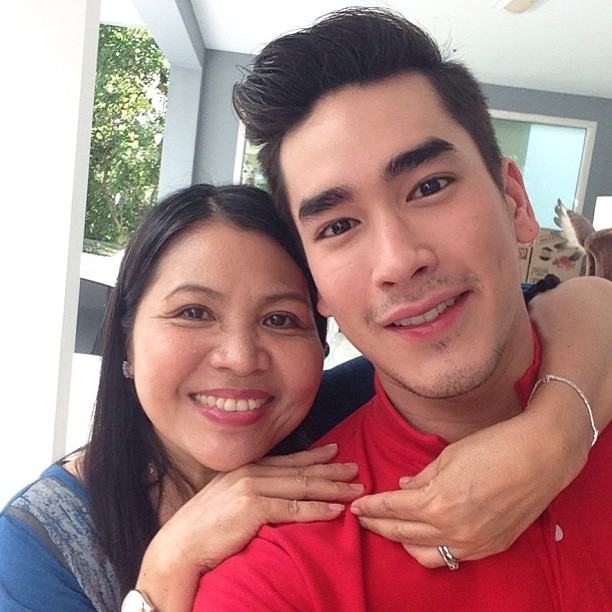 อัพเดท ณเดชน์ ซุปตาร์ลูกอีสานสุดหล่อจากigแม่แก้ว : @keaw_jung หล่อทะเล้น แถมยังติดดินสุดๆ ^..08..^
