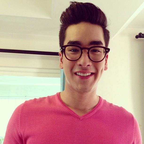 อัพเดท ณเดชน์ ซุปตาร์ลูกอีสานสุดหล่อจากigแม่แก้ว : @keaw_jung หล่อทะเล้น แถมยังติดดินสุดๆ ^..10..^