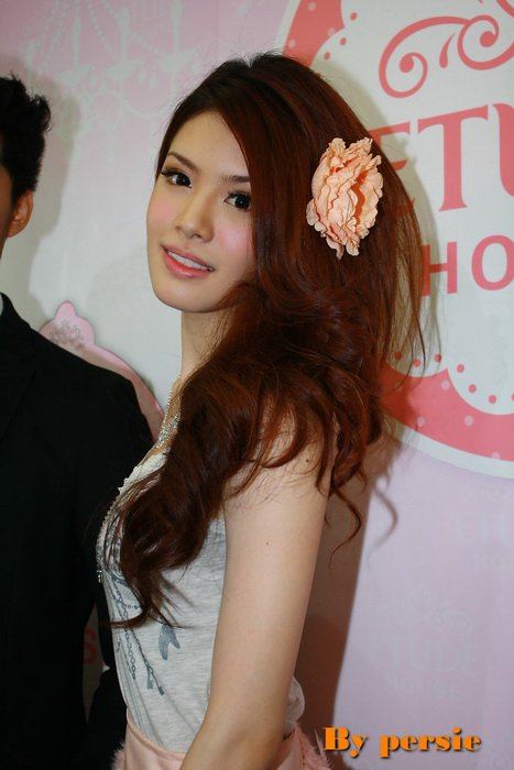 เกรซ กาญจน์เกล้า เธอเป๊ะ!!