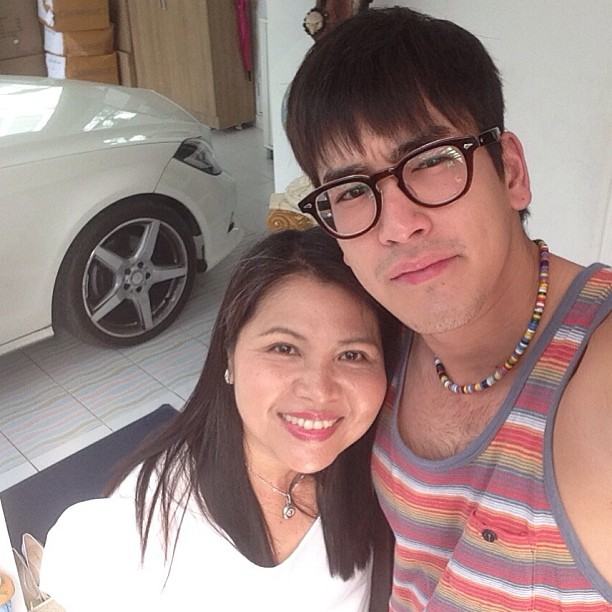 อัพเดท ณเดชน์ ซุปตาร์ลูกอีสานสุดหล่อจากigแม่แก้ว : @keaw_jung หล่อทะเล้น แถมยังติดดินสุดๆ ^..12..^