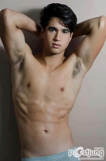 หล่อขอโชว์