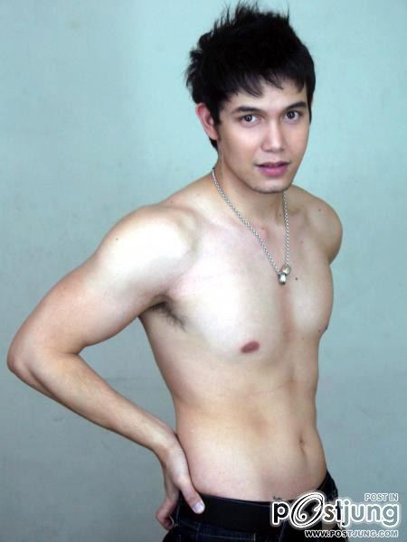 หล่อขอโชว์