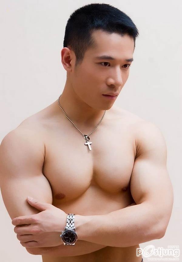 หล่อแต่...อุต๊ะๆ