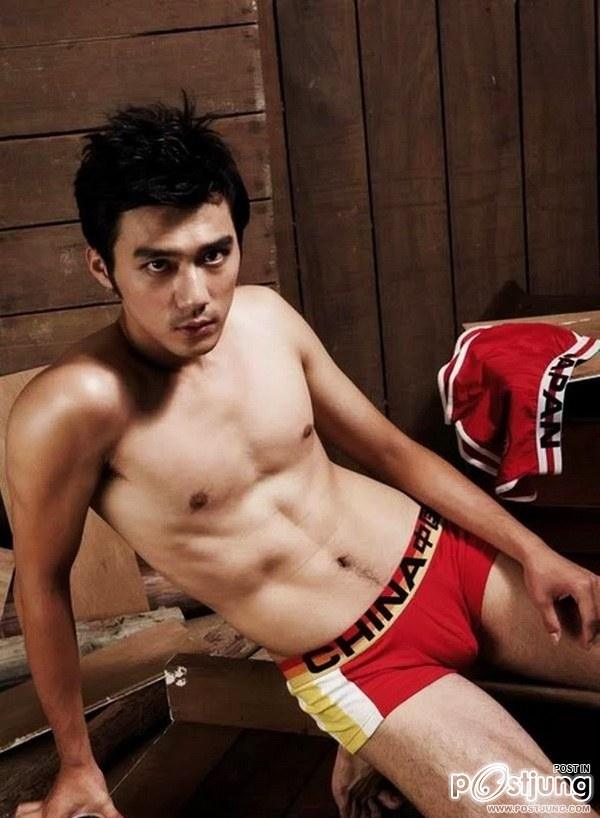 หล่อแต่...อุต๊ะๆ