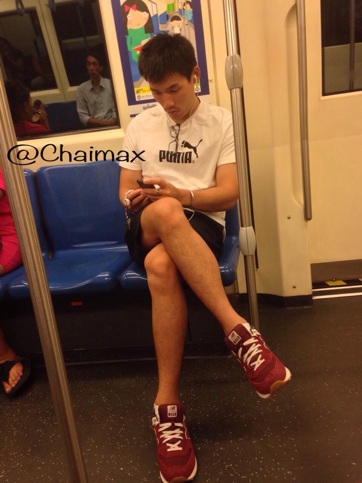 เพลิดเพลินบนรถไฟฟ้า