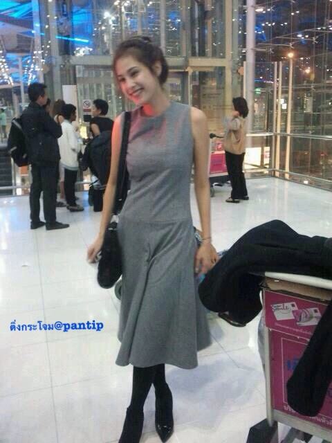 ขวัญ อุษามณี เดินทางไปถ่ายแบบที่ปารีส