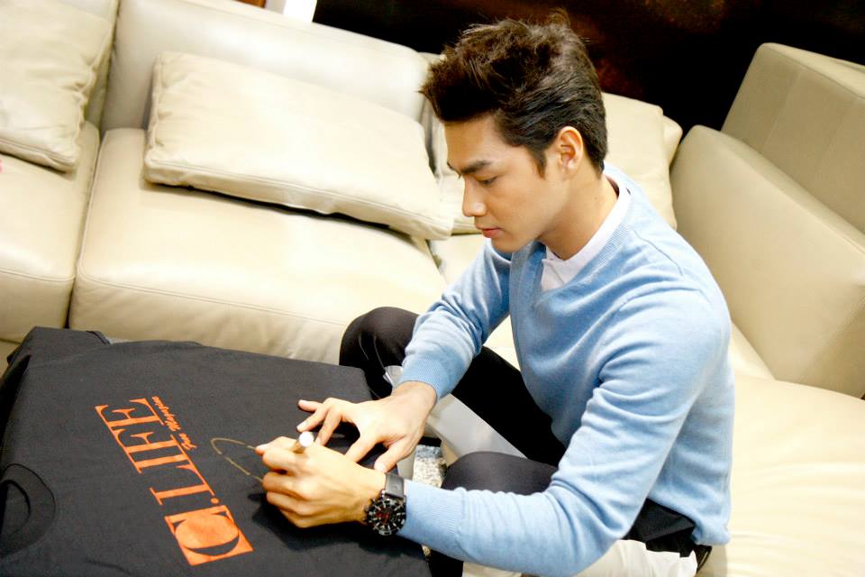 เพ็ชร ฐกฤต เบี้องหลังถ่ายแบบ C.LIFE Free Magazine
