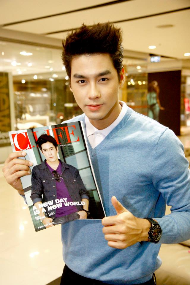 เพ็ชร ฐกฤต เบี้องหลังถ่ายแบบ C.LIFE Free Magazine