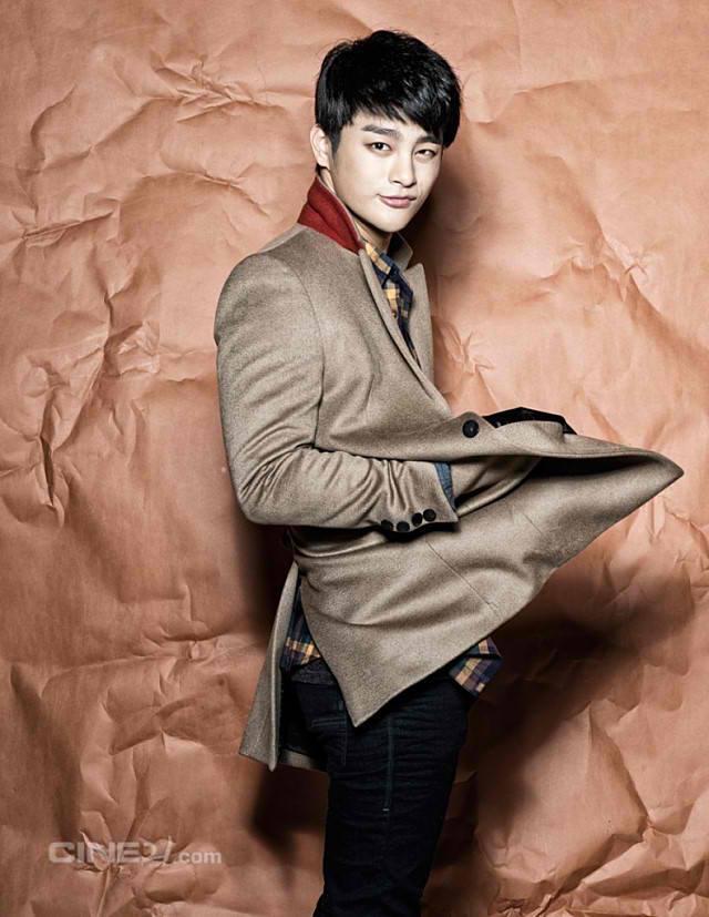 Seo In Guk @ Cine21 Magazine no.926 October 2013