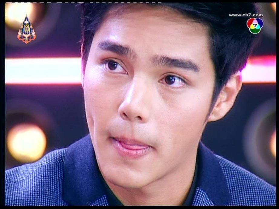 ( หัวใจถวาย บูม )