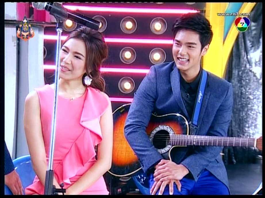 ( หัวใจถวาย บูม )