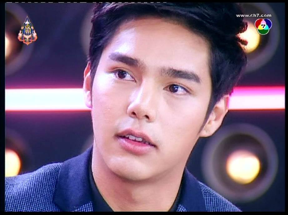 ( หัวใจถวาย บูม )