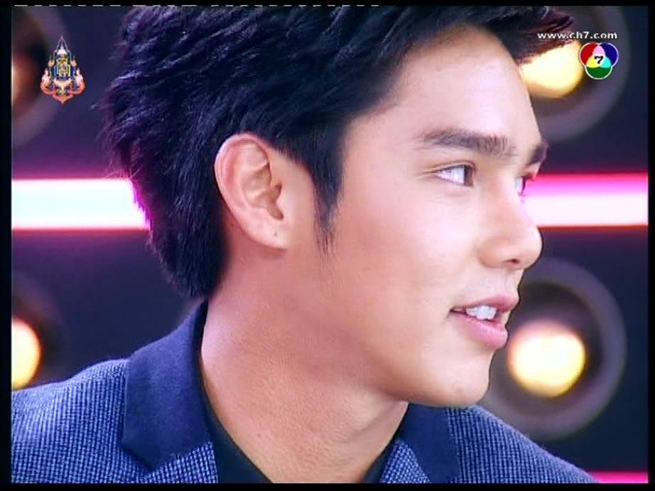 ( หัวใจถวาย บูม )