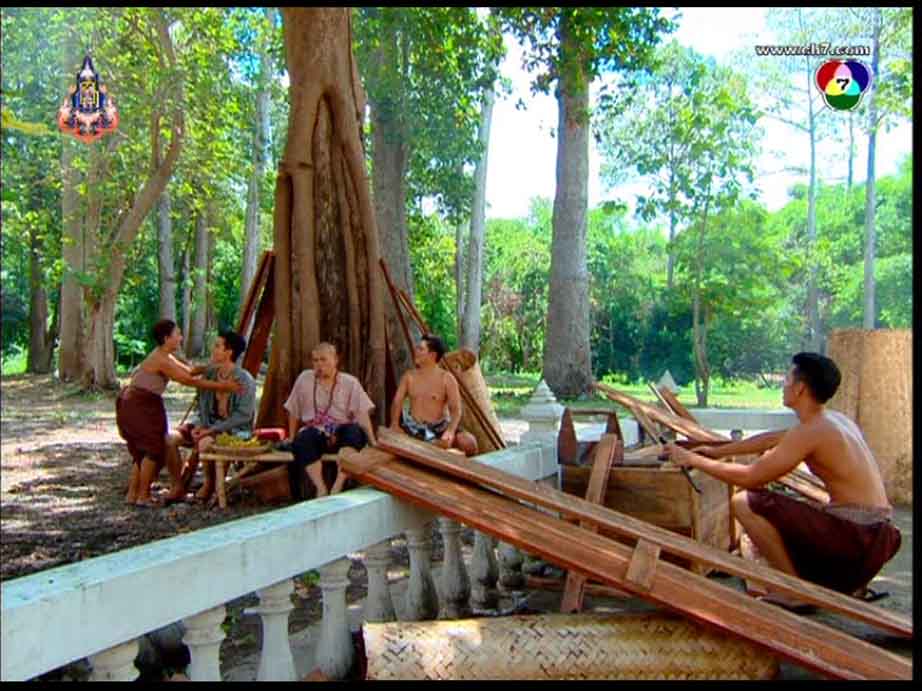 กล้ามขาวๆ (นิว วงศกร) ในเรือนกาหลง