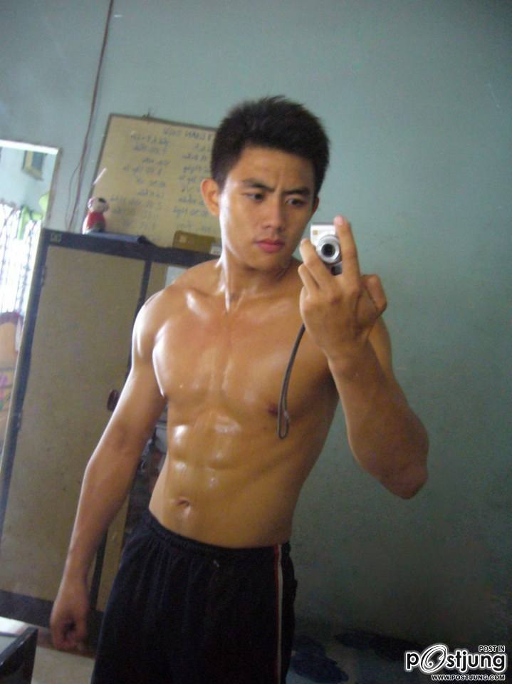 ถอดโชว์เรือนร่าง 377