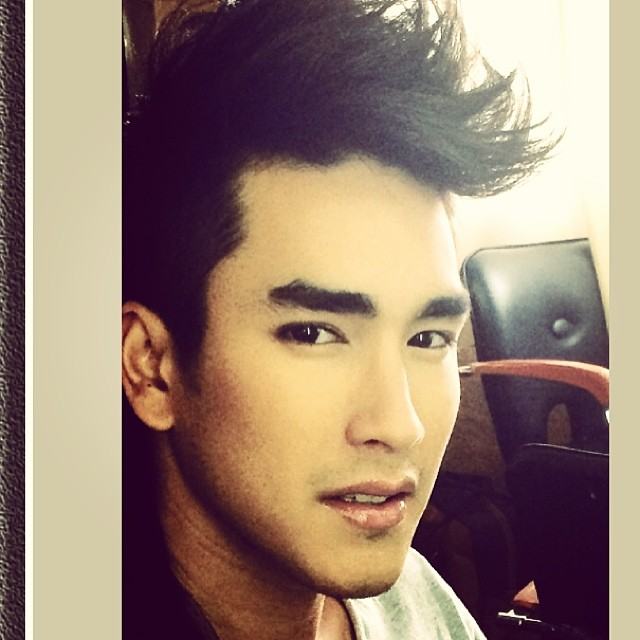 อัพเดท ณเดชน์ ซุปตาร์ลูกอีสานสุดหล่อจากigแม่แก้ว : @keaw_jung หล่อทะเล้น แถมยังติดดินสุดๆ ^..23..^