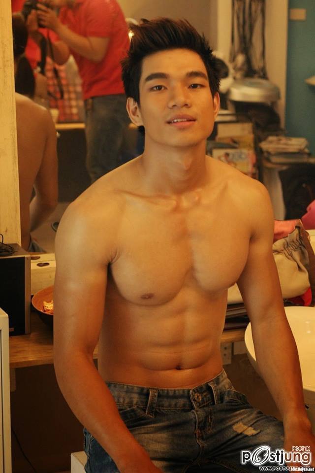 ถอดโชว์เรือนร่าง 383