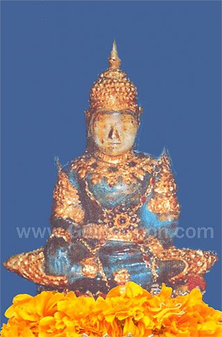 พระแก้วขาวเพชรน้ำค้าง