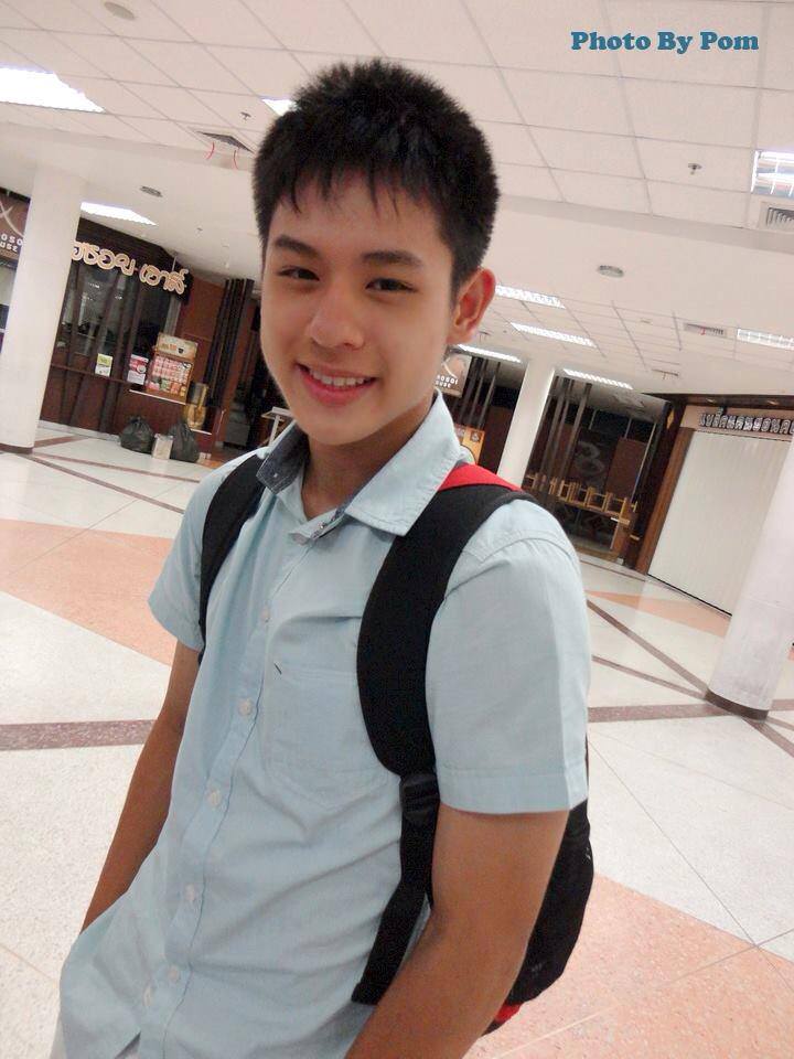 หนุ่มปลื้ม