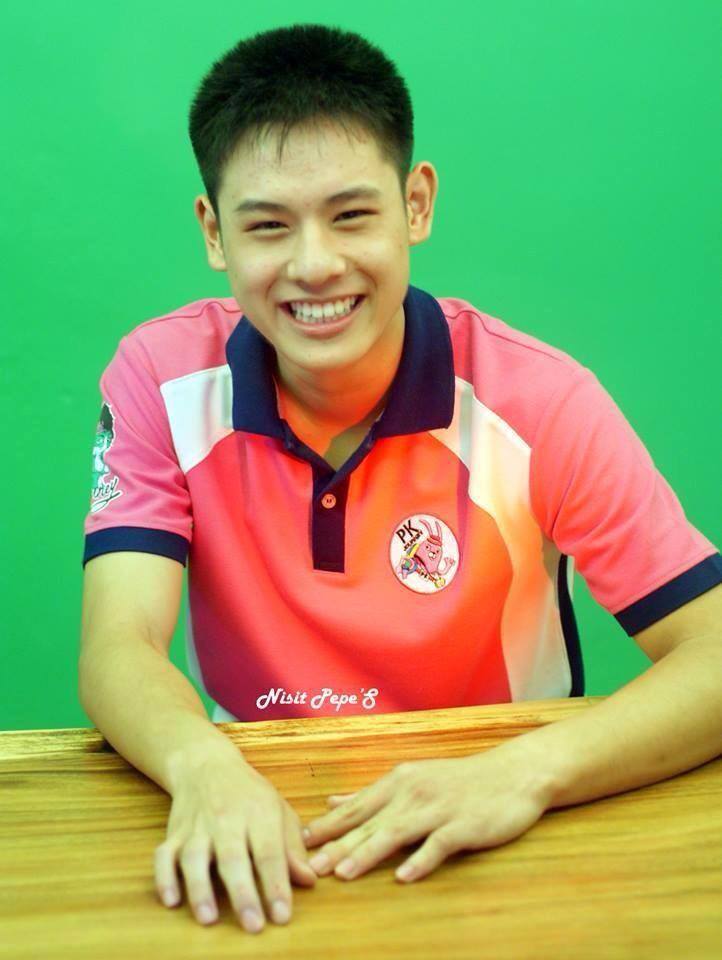 หนุ่มปลื้ม