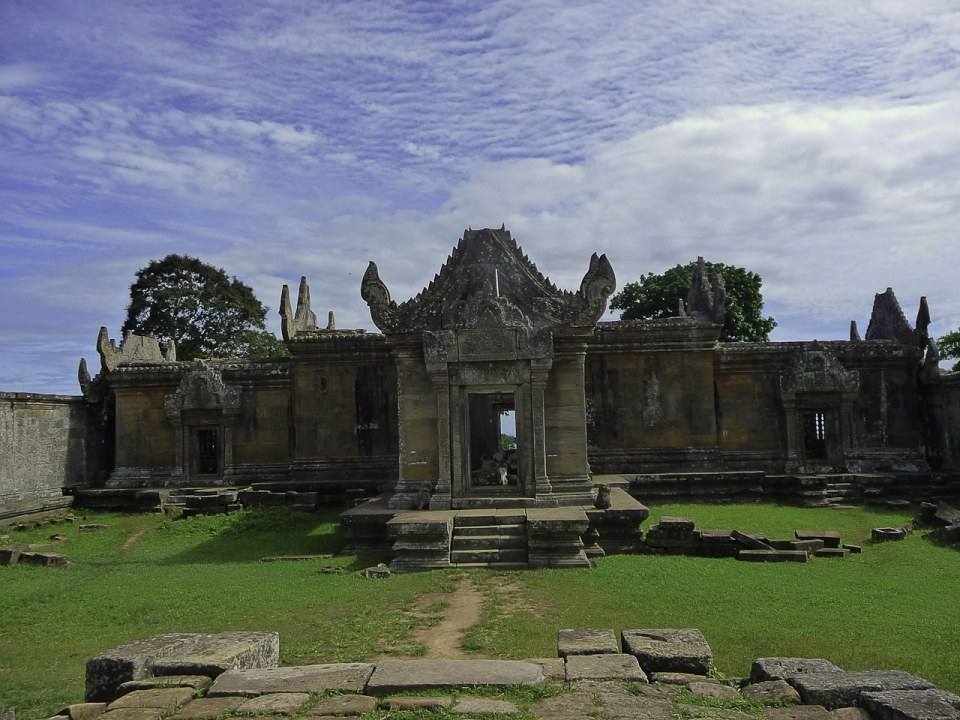 เขาพระวิหาร