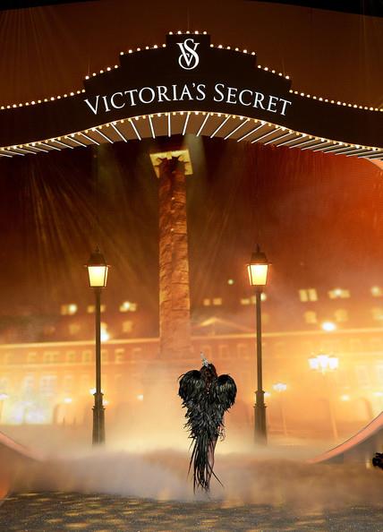 victoria's secret fashion 2013