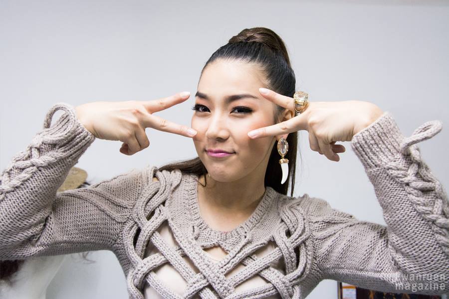 (AF10) ถังเบียร์ เทม เต้ย บีม เบล นัน  @ เบื้องหลังถ่ายแฟชั่นในขวัญเรือน ฉบับที่ 1008 พ.ย. 2556