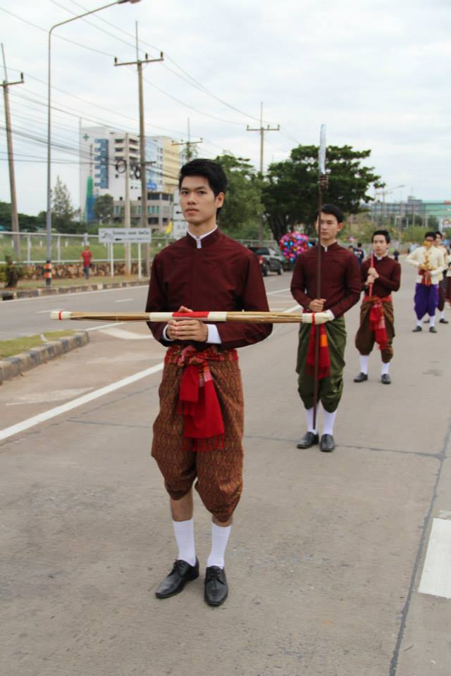 ริ้วขบวนประเพณีลอยกระทง มหาวิทยาลัยขอนแก่น(มข.)