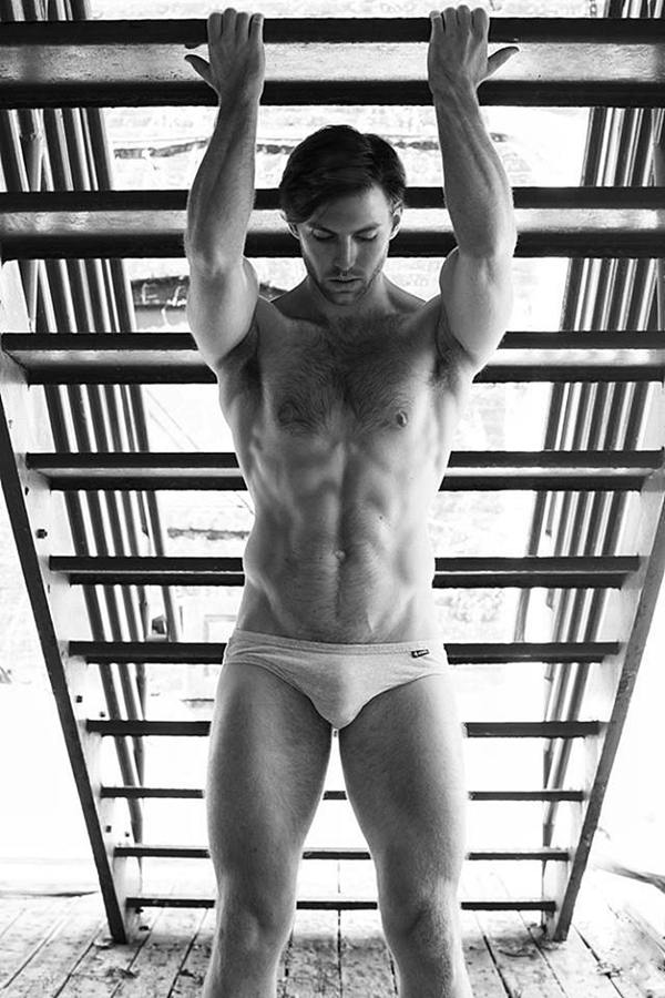 zeus men 6