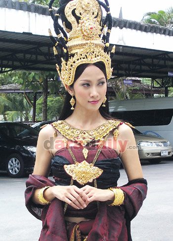 หรือว่า ยุ้ย จีรนันท์ จะมารับแทนกันแน่