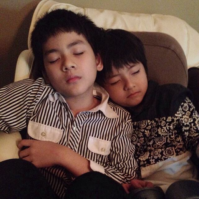 จัดแน่น จัดเต็มแบบจุใจ กับภาพน่ารักๆรวมวันเฉลิมทั้ง 3 รุ่น ยอร์ช แม็ค เมลิค เข้ามาดูกันโลดจ้า!!!