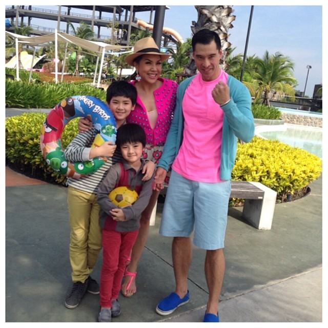 จัดแน่น จัดเต็มแบบจุใจ กับภาพน่ารักๆรวมวันเฉลิมทั้ง 3 รุ่น ยอร์ช แม็ค เมลิค เข้ามาดูกันโลดจ้า!!!