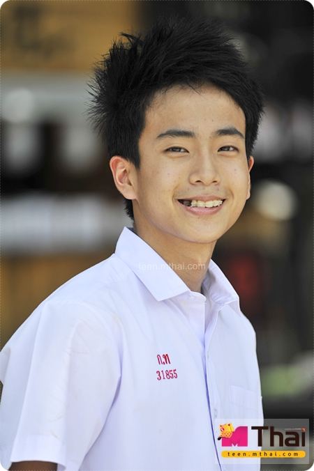 (ชอบอ่ะ) ชานน โรงเรียนกรุงเทพคริสเตียนวิทยาลัย