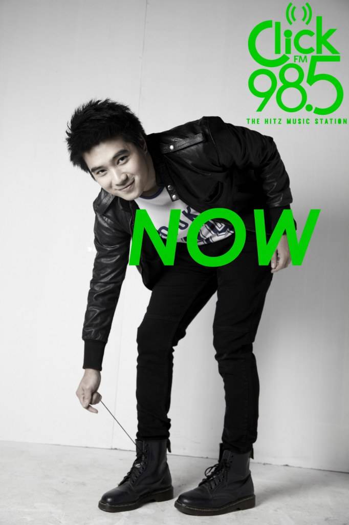 DJ หนุ่มหล่อ Click FM 98.5