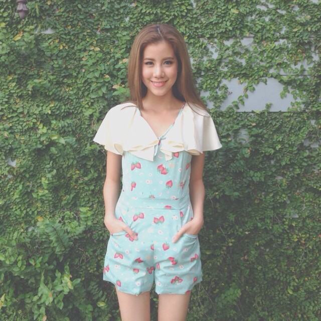 แฟชั่นการแต่งตัวน่ารักๆของ เอสเธอร์ สุปรีย์ลีลา