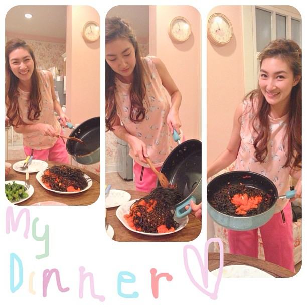 แพนเค้ก เขมนิจ  ในลุคส์ใสๆไม่แต่งหน้า