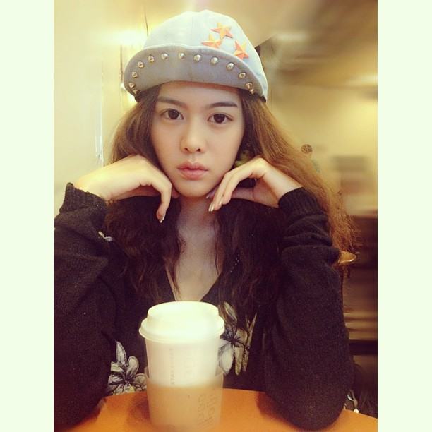 ไอซ์ ปรีชญา  ขาว หุ่นดี