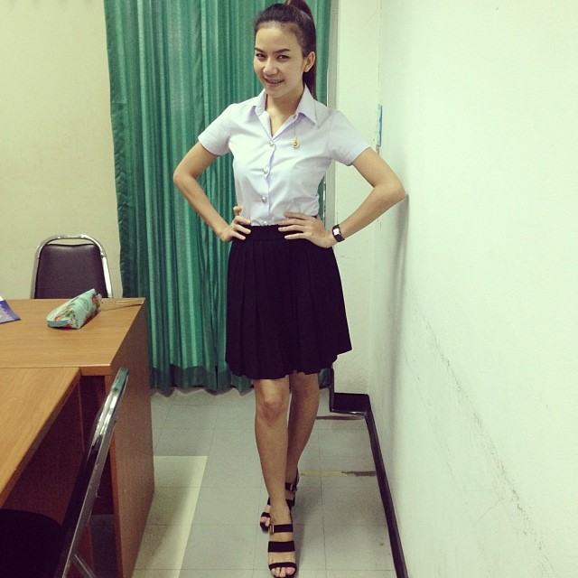 ใสๆ จ๊ะ คันหู ในชุดนักศึกษา