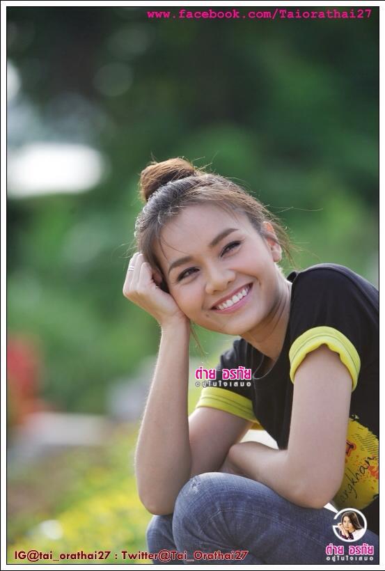 สาวดอกหญ้า "ต่าย อรทัย"