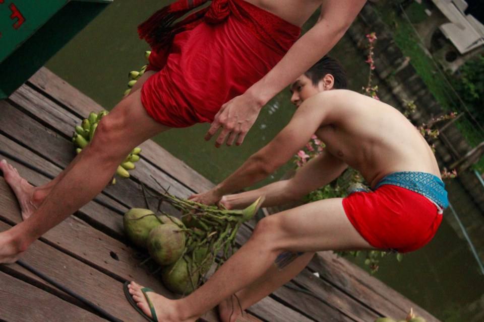 รวมภาพสุดหวือ MV สักดอกนะ จากทุกเเหล่งข่าว เเซบ !!!