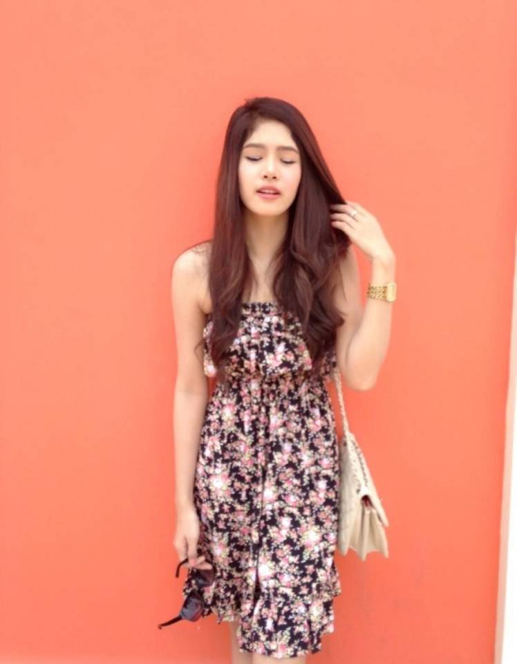 ตัวเล็ก ชนากานต์ นางแบบต่างประเทศ สาวสวยยิ่งโตยิ่งสวย (ชอบเป็นการส่วนตัว)