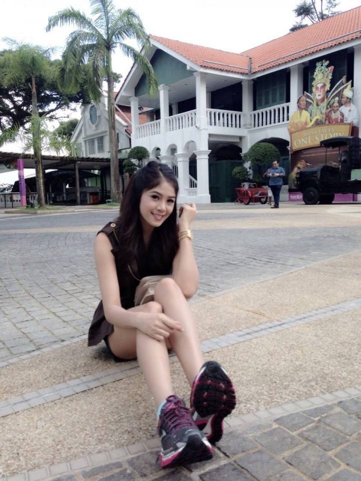 ตัวเล็ก ชนากานต์ นางแบบต่างประเทศ สาวสวยยิ่งโตยิ่งสวย (ชอบเป็นการส่วนตัว)