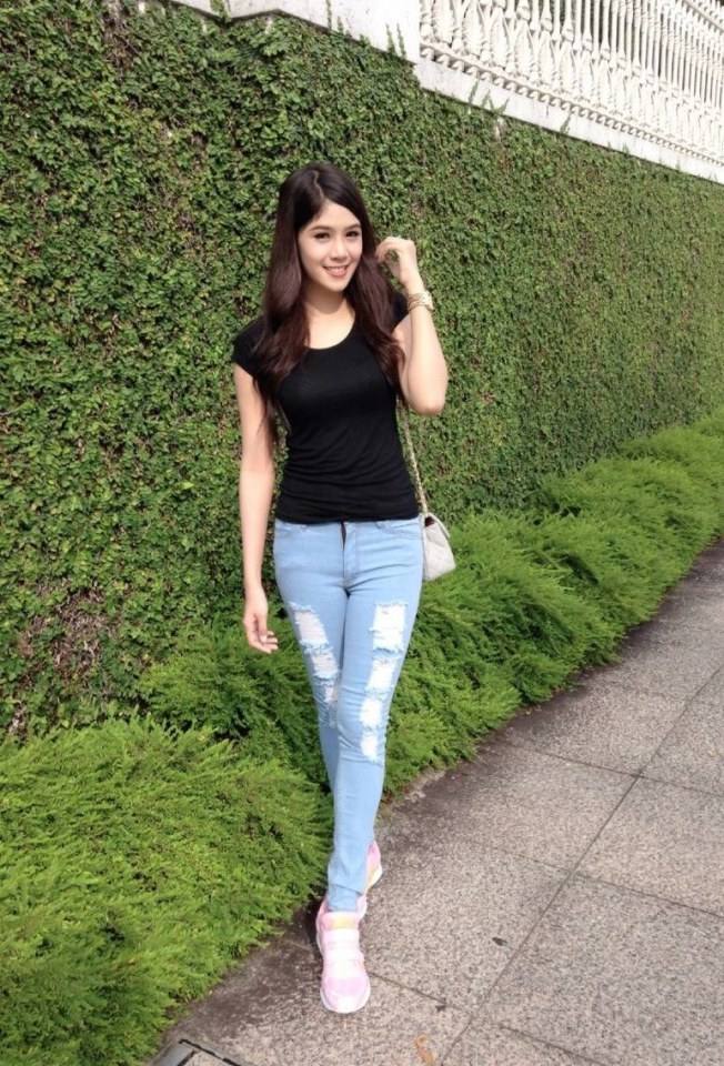 ตัวเล็ก ชนากานต์ นางแบบต่างประเทศ สาวสวยยิ่งโตยิ่งสวย (ชอบเป็นการส่วนตัว)