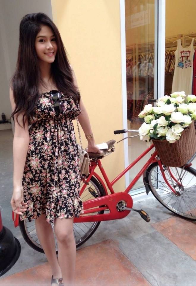 ตัวเล็ก ชนากานต์ นางแบบต่างประเทศ สาวสวยยิ่งโตยิ่งสวย (ชอบเป็นการส่วนตัว)